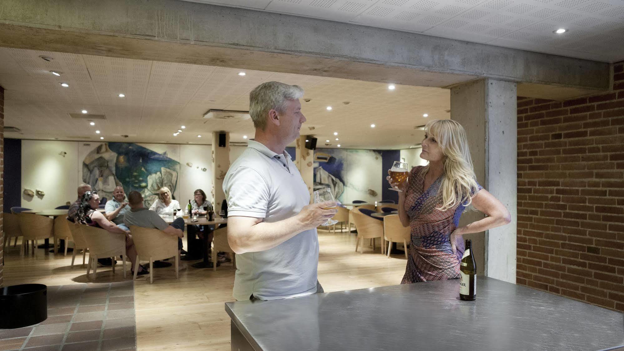 רודביג Strandhotel Klinten Aps מראה חיצוני תמונה
